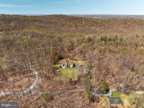 View/Area - 460 Solitude Ln, Boyce, VA 22620 photo 4 of 9