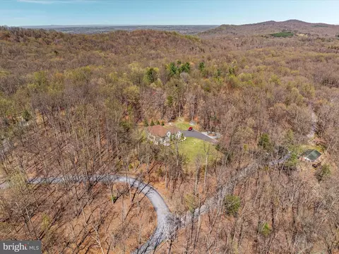 View/Area - 460 Solitude Ln, Boyce, VA 22620 photo 6 of 9
