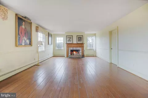 Living - 1600 Briggs Rd, Berryville, VA 22611 photo 2 of 5