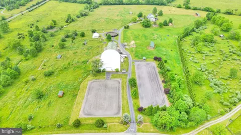 131 Allegheny Ridge Ln, Berryville, VA 22611