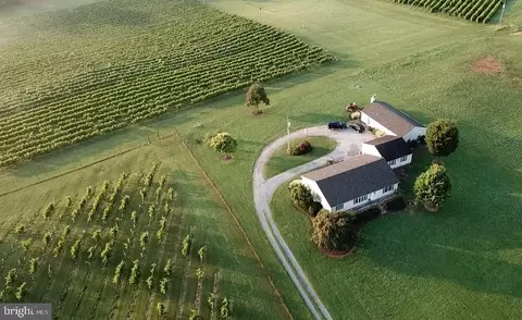 739 Quarry Rd, Berryville, VA 22611
