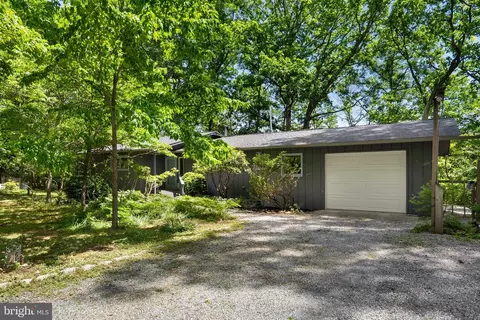 384 Old Ferry Ln, Bluemont, VA 20135 photo 27