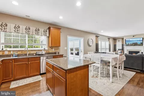 Kitchen - 108 Roseville Ct, Boyce, VA 22620 photo 4 of 4