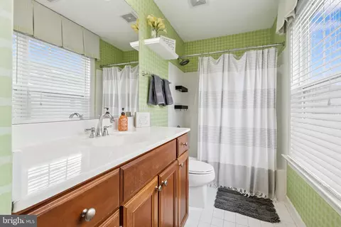 Bath - 108 Roseville Ct, Boyce, VA 22620 photo 7 of 10