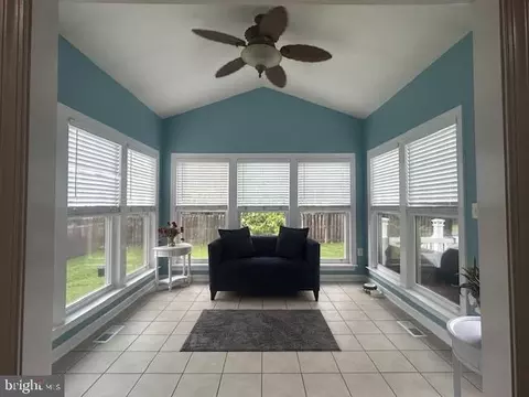 Entry Way - 108 Roseville Ct, Boyce, VA 22620 photo 10 of 25
