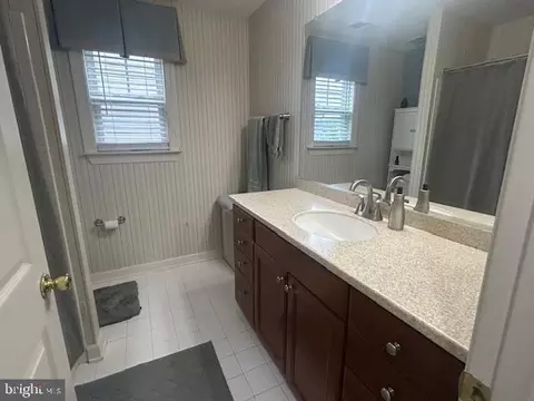 Bath - 108 Roseville Ct, Boyce, VA 22620 photo 8 of 10