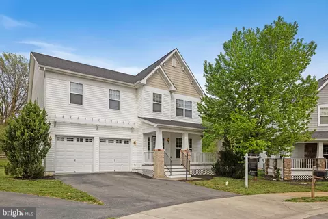 136 Roseville Ct, Boyce, VA 22620