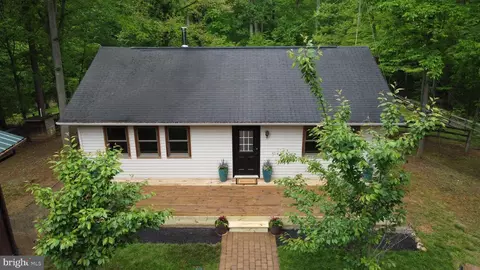 2834 Calmes Neck Ln, Boyce, VA 22620