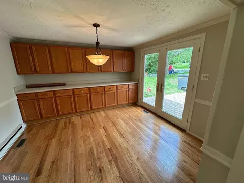 2 Whiting Ave, Boyce, VA 22620 photo 10