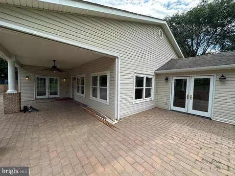 2 Whiting Ave, Boyce, VA 22620 photo 4