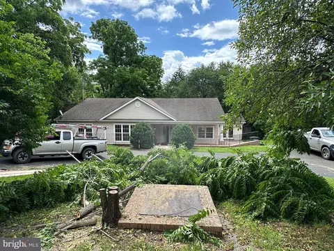 2 Whiting Ave, Boyce, VA 22620 photo 2
