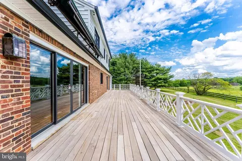 Exterior - 367 Kennel Rd, Boyce, VA 22620 photo 6 of 11