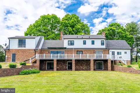 Exterior - 367 Kennel Rd, Boyce, VA 22620 photo 4 of 11