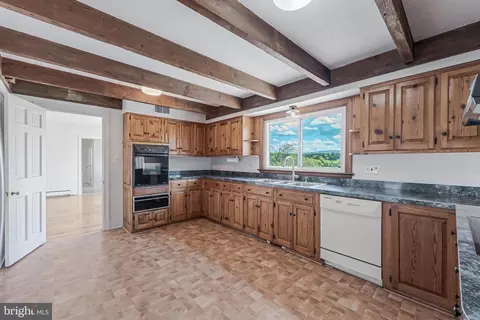 Kitchen - 367 Kennel Rd, Boyce, VA 22620 photo 1 of 4
