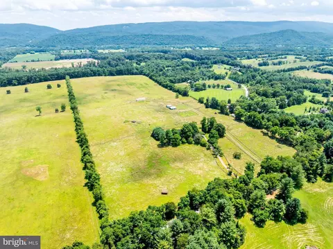 View/Area - 367 Kennel Rd, Boyce, VA 22620 photo 6 of 12