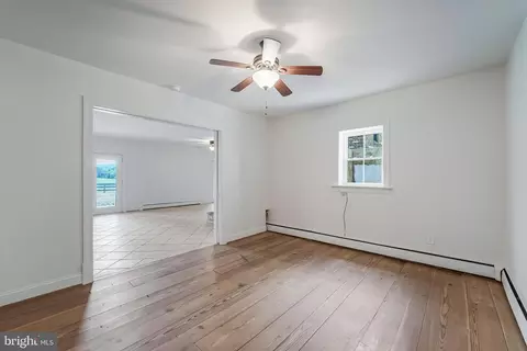 Living - 367 Kennel Rd, Boyce, VA 22620 photo 9 of 9