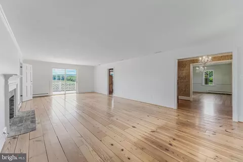 Living - 367 Kennel Rd, Boyce, VA 22620 photo 1 of 9
