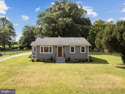 6866 Lord Fairfax Hwy, Berryville, VA 22611