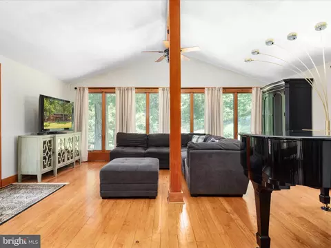 Living - 4327 Ebenezer Rd, Bluemont, VA 20135 photo 2 of 2