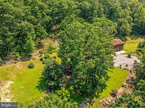 View/Area - 4327 Ebenezer Rd, Bluemont, VA 20135 photo 8 of 9
