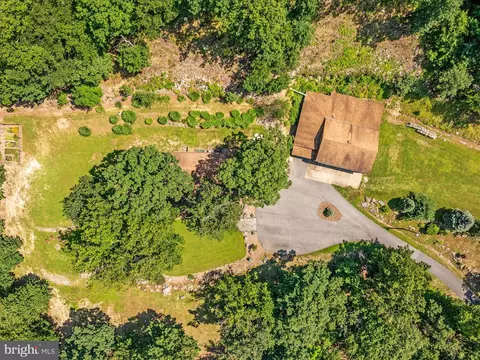 View/Area - 4327 Ebenezer Rd, Bluemont, VA 20135 photo 5 of 9