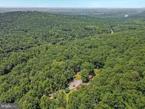 View/Area - 4327 Ebenezer Rd, Bluemont, VA 20135 photo 3 of 9