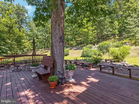 Exterior - 4327 Ebenezer Rd, Bluemont, VA 20135 photo 21 of 24