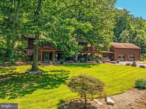 4327 Ebenezer Rd, Bluemont, VA 20135