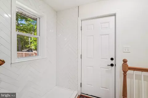 Other - 884 Old Ferry Ln, Bluemont, VA 20135 photo 11 of 22