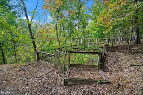 Exterior - 884 Old Ferry Ln, Bluemont, VA 20135 photo 19 of 21