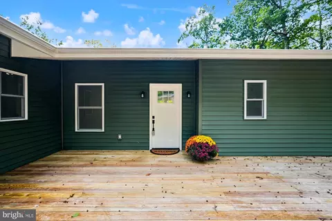 Exterior - 884 Old Ferry Ln, Bluemont, VA 20135 photo 2 of 21