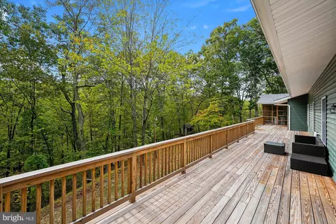 Exterior - 884 Old Ferry Ln, Bluemont, VA 20135 photo 10 of 21