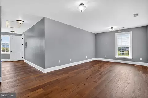Entry Way - 620 Tilthammer Mill Rd, Boyce, VA 22620 photo 3 of 3