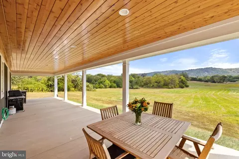 Exterior - 620 Tilthammer Mill Rd, Boyce, VA 22620 photo 7 of 11