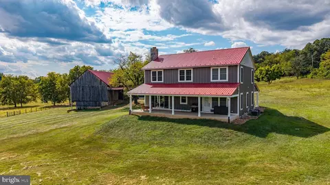 Exterior - 620 Tilthammer Mill Rd, Boyce, VA 22620 photo 5 of 11