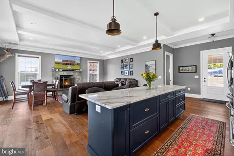 Entry Way - 620 Tilthammer Mill Rd, Boyce, VA 22620 photo 1 of 3