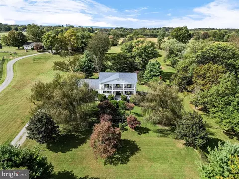 View/Area - 3187 Bishop Meade Rd, Boyce, VA 22620 photo 4 of 12