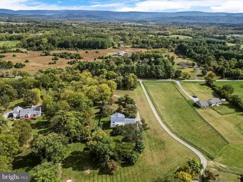 View/Area - 3187 Bishop Meade Rd, Boyce, VA 22620 photo 8 of 12