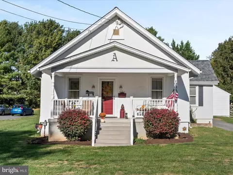 236 Walnut St, Berryville, VA 22611