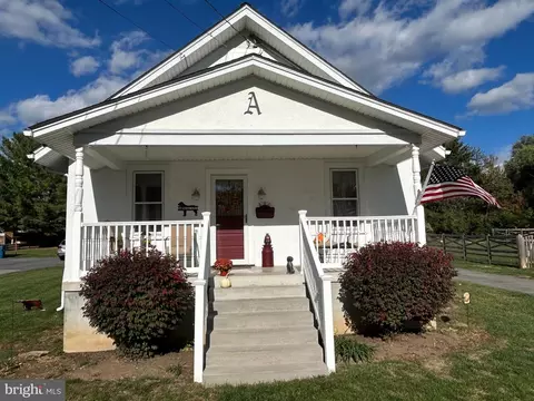 236 Walnut St, Berryville, VA 22611