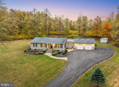 19488 Blueridge Mountain Rd, Bluemont, VA 20135