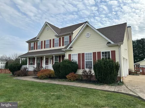Exterior - 201 Vista Ln, White Post, VA 22663 photo 4 of 13