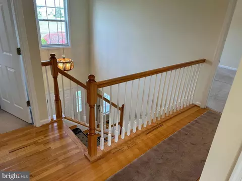 Entry Way - 201 Vista Ln, White Post, VA 22663 photo 3 of 5
