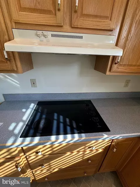 Kitchen - 201 Vista Ln, White Post, VA 22663 photo 5 of 6