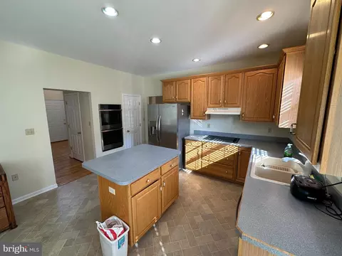 Kitchen - 201 Vista Ln, White Post, VA 22663 photo 3 of 6