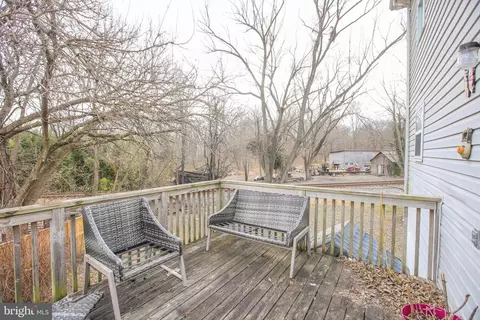 Exterior - 10 Whiting Ave, Boyce, VA 22620 photo 3 of 4
