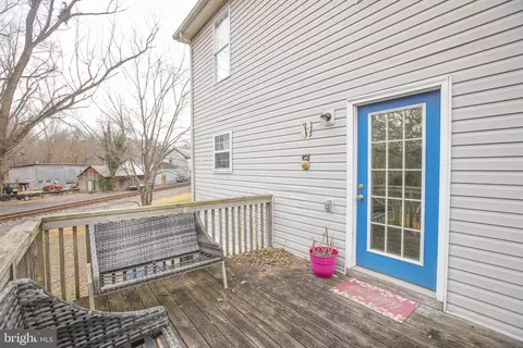 Exterior - 10 Whiting Ave, Boyce, VA 22620 photo 2 of 4