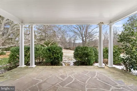 Exterior - 374 Clay Hill Rd, Boyce, VA 22620 photo 7 of 15