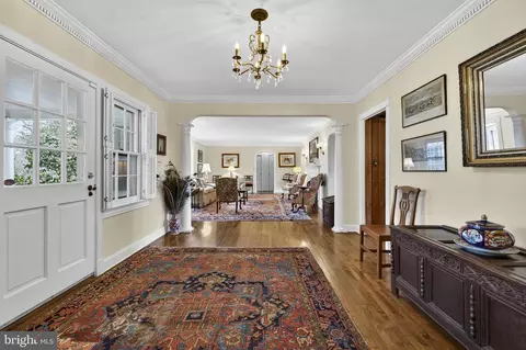 Entry Way - 374 Clay Hill Rd, Boyce, VA 22620 photo 4 of 6
