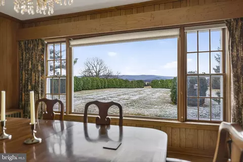 Dining - 374 Clay Hill Rd, Boyce, VA 22620 photo 3 of 5